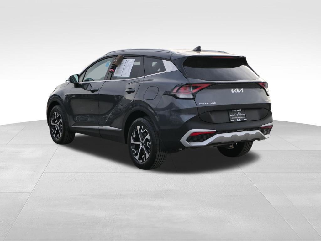 used 2024 Kia Sportage Hybrid car, priced at $29,000
