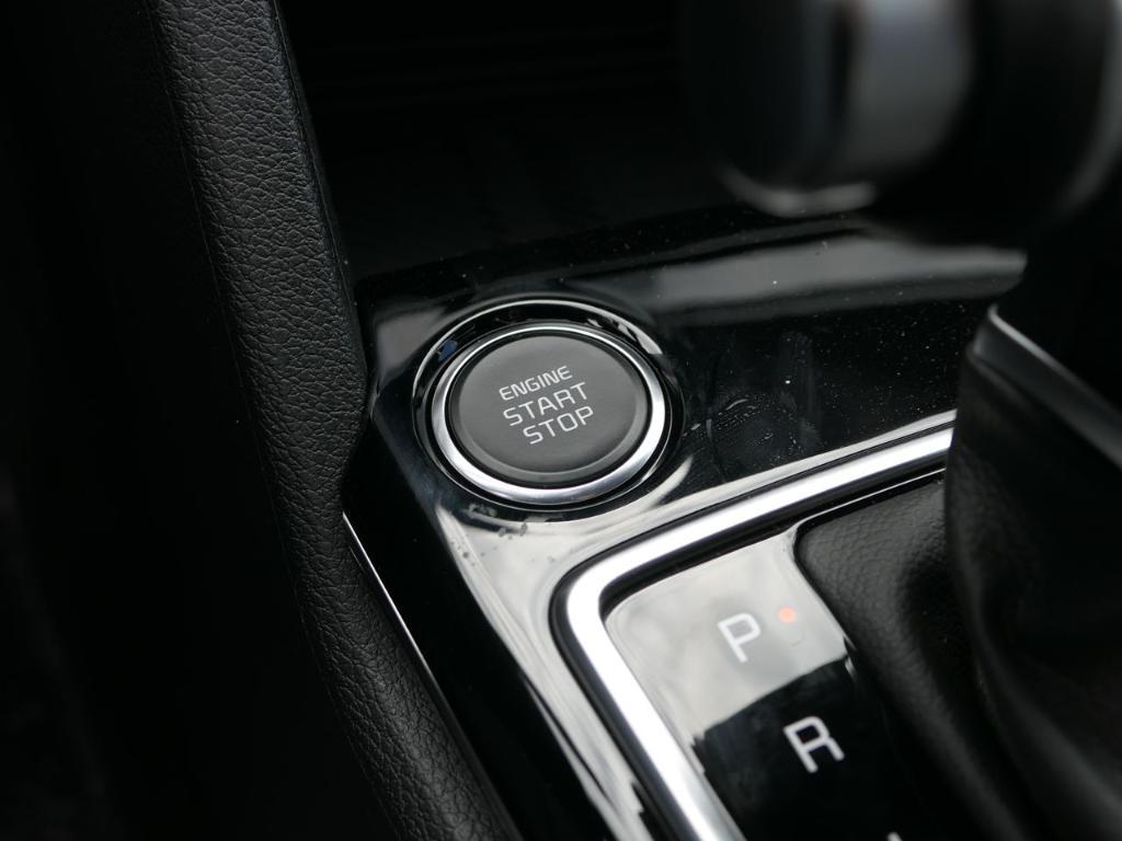 new 2025 Kia Sportage car, priced at $36,955