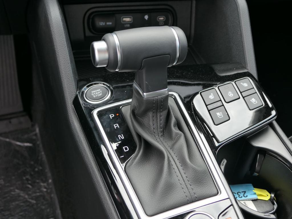 new 2025 Kia Sportage car, priced at $36,955