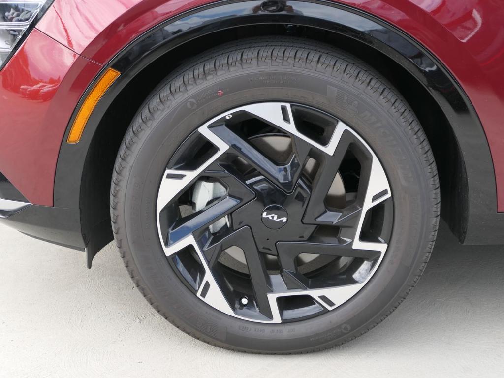 new 2025 Kia Sportage car, priced at $36,955