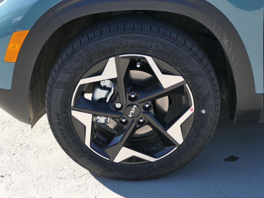 new 2026 Kia Seltos car, priced at $28,195