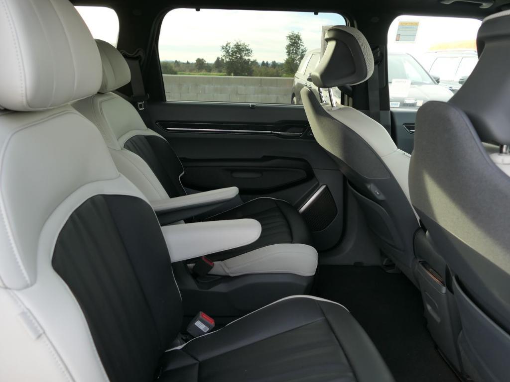 new 2026 Kia EV9 car, priced at $76,630