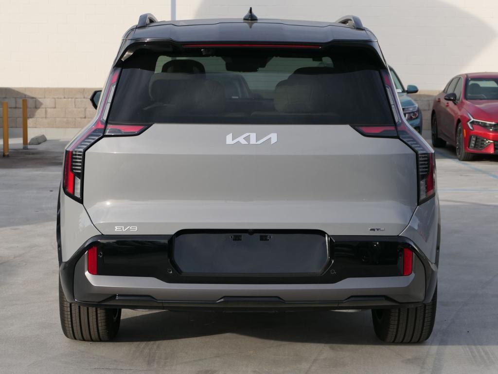 new 2026 Kia EV9 car, priced at $76,630