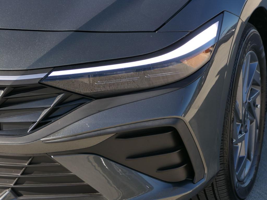 used 2025 Hyundai ELANTRA HEV car, priced at $22,000