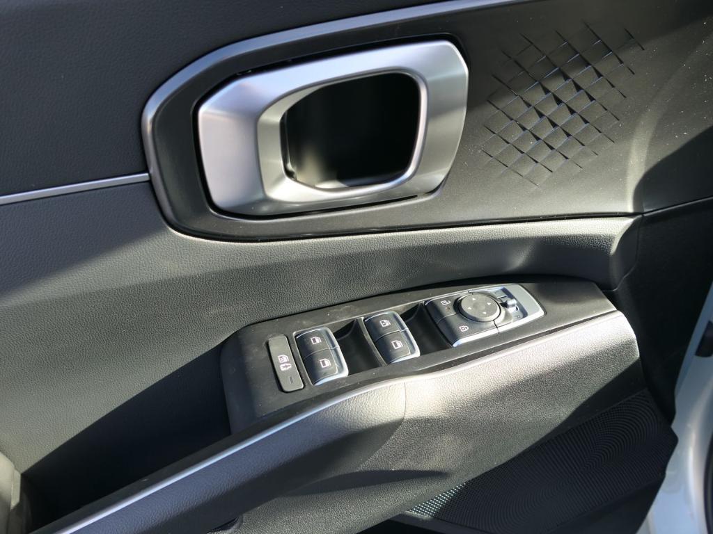 new 2026 Kia Sorento car, priced at $33,870