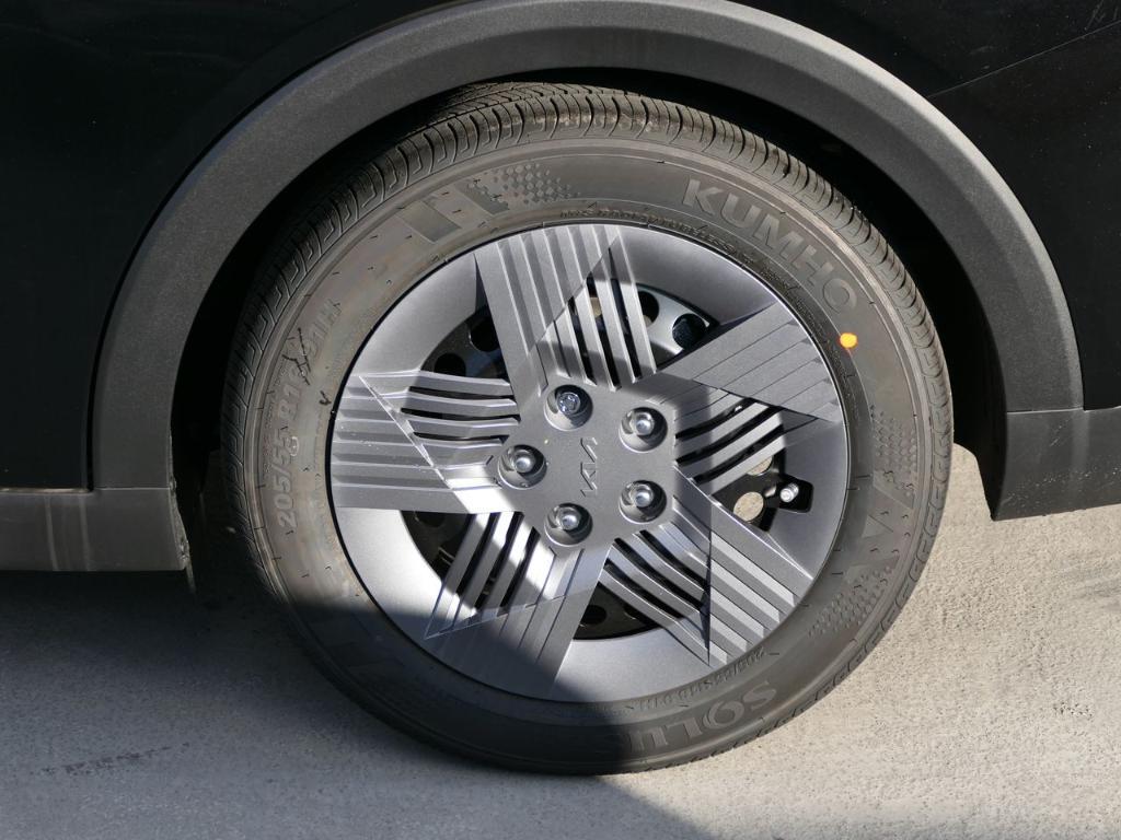 new 2025 Kia K4 car, priced at $23,185