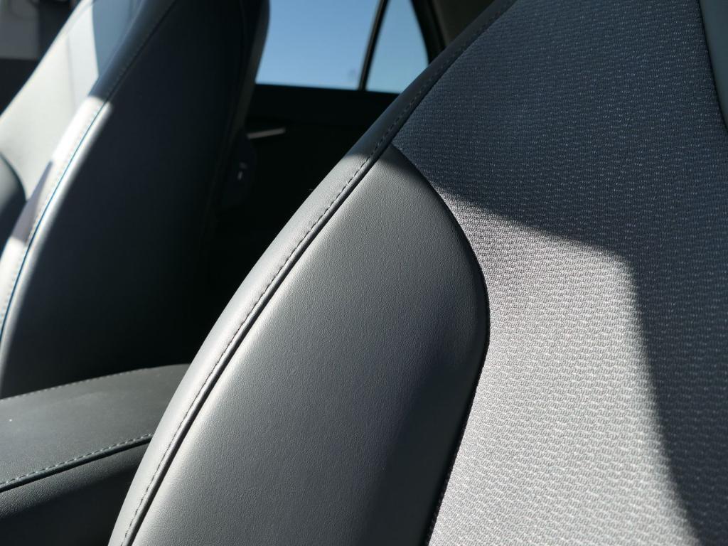 used 2025 Kia Niro car, priced at $26,500