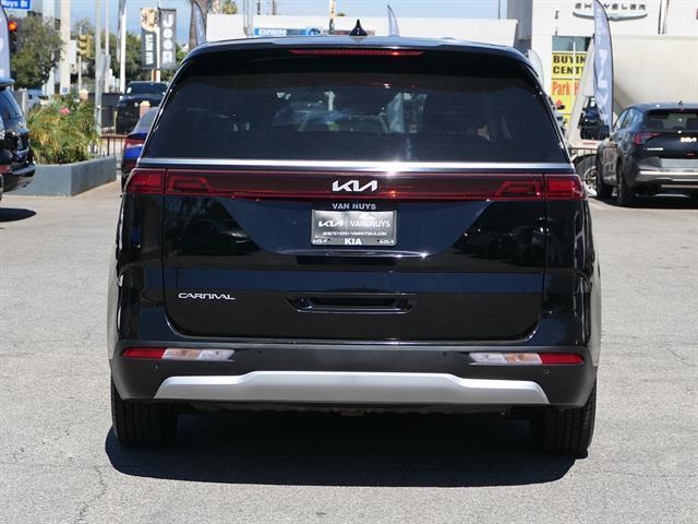 used 2024 Kia Carnival car, priced at $30,122