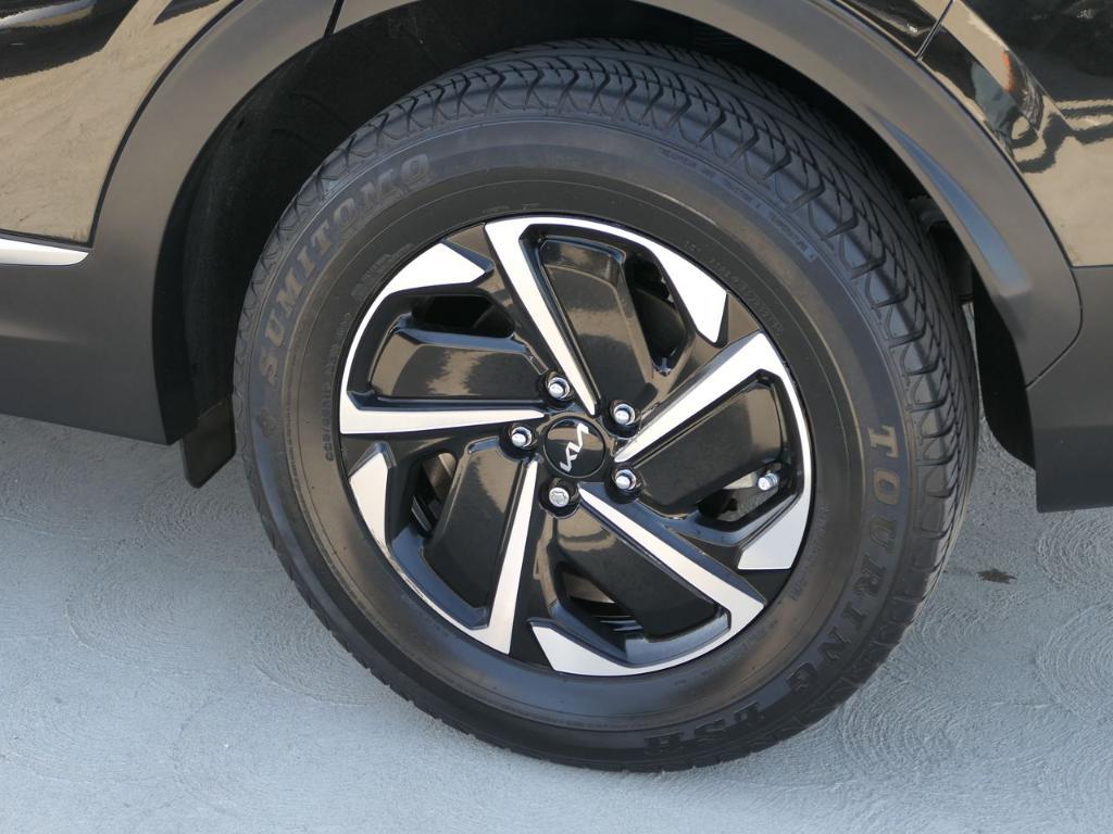 used 2023 Kia Sportage Hybrid car, priced at $22,500