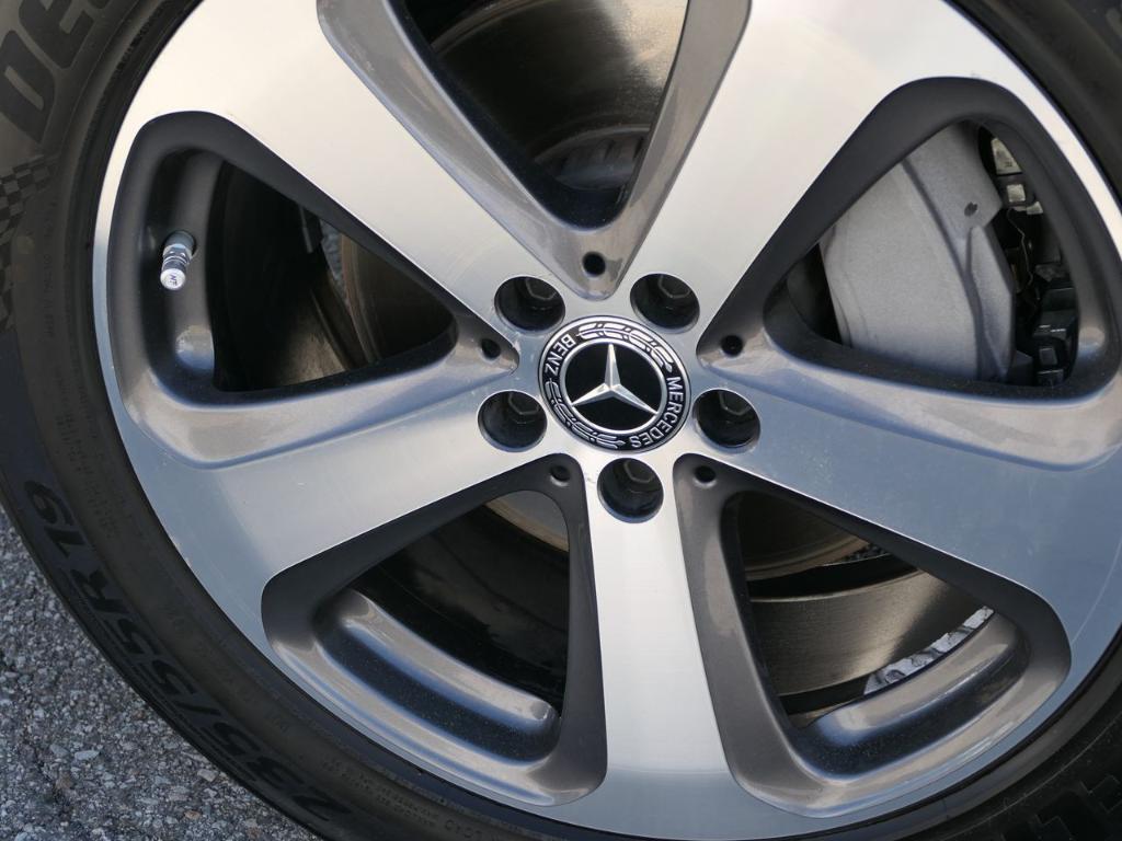 used 2022 Mercedes-Benz GLC 300 car, priced at $21,500