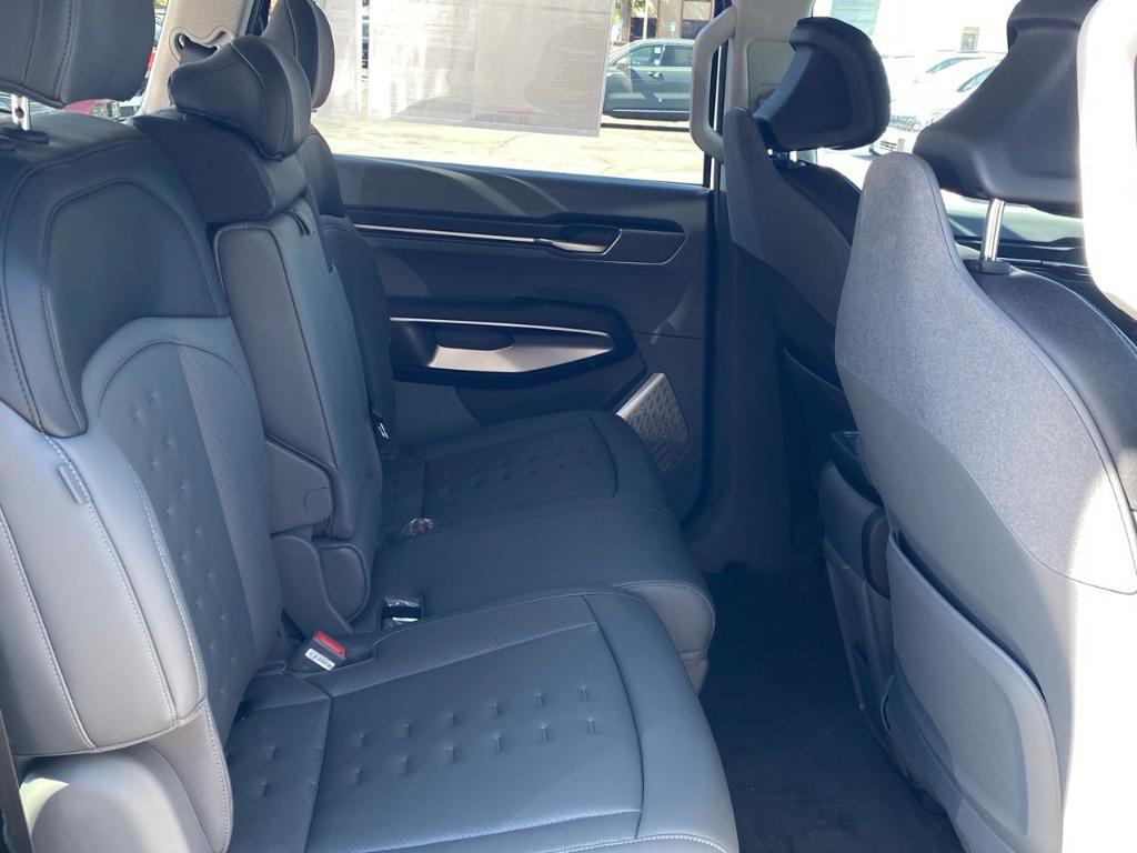 new 2026 Kia EV9 car, priced at $66,670