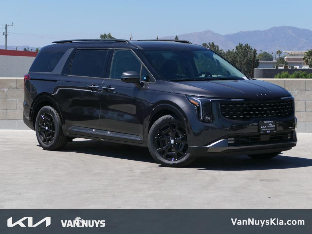 new 2025 Kia Carnival Hybrid car, priced at $57,925