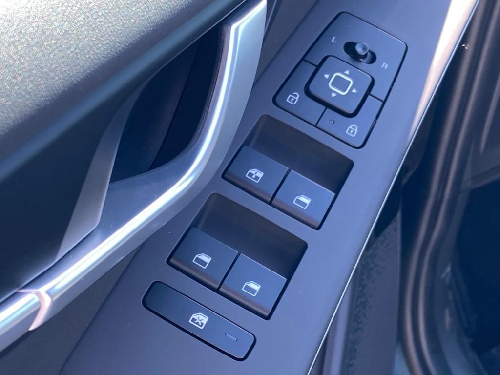 new 2025 Kia Niro EV car, priced at $42,705