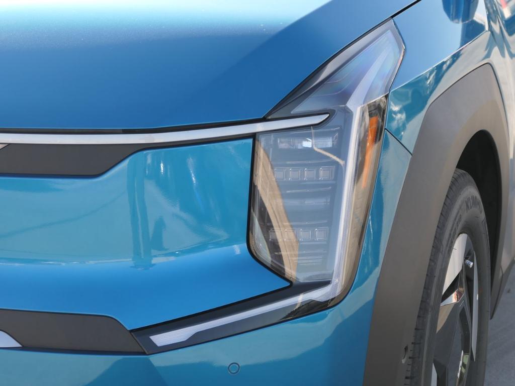 new 2026 Kia EV9 car, priced at $66,670