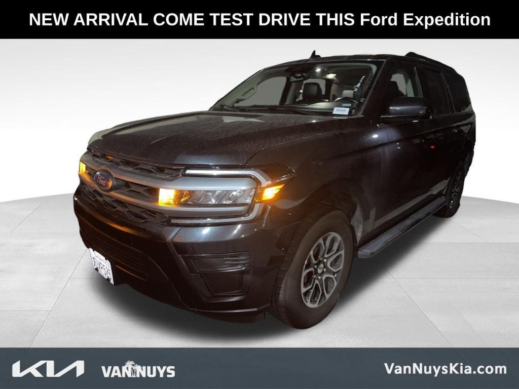 used 2024 Ford Expedition car, priced at $39,627