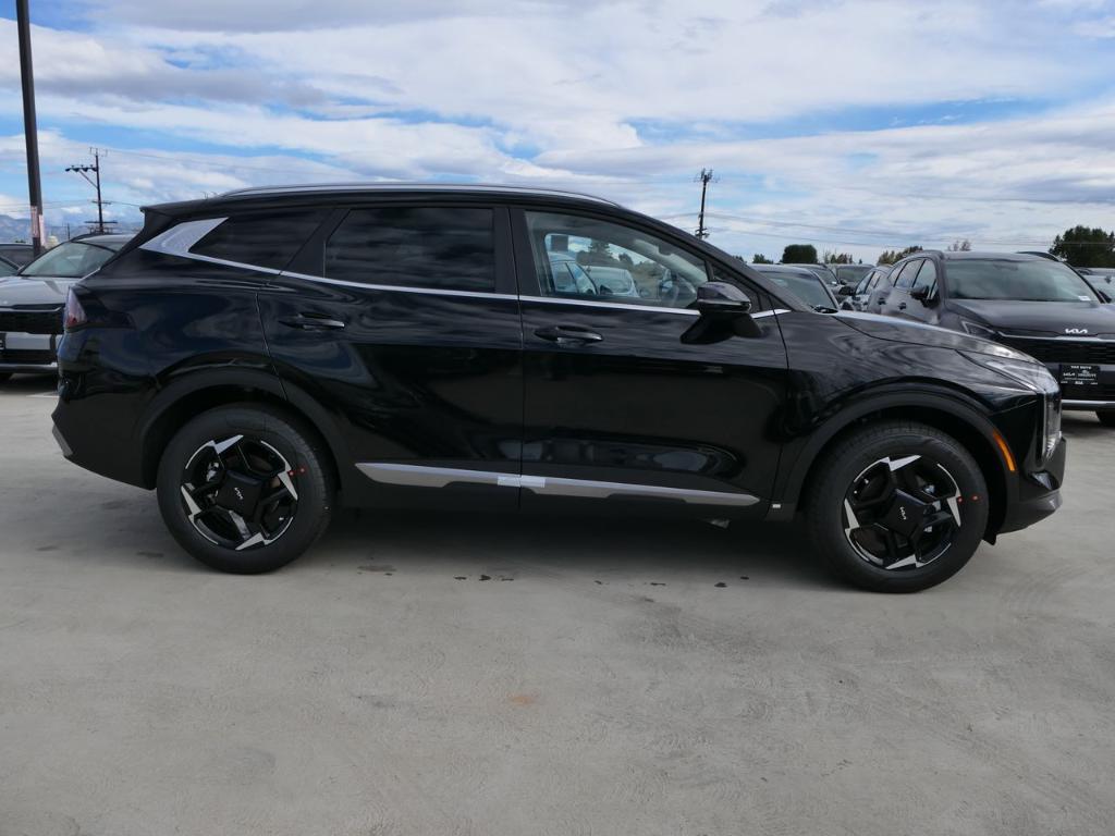 new 2026 Kia Sportage Hybrid car, priced at $35,610