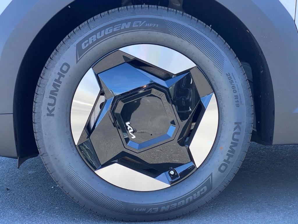 new 2026 Kia EV9 car, priced at $60,315