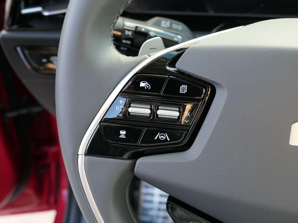 used 2025 Kia Niro car, priced at $27,500