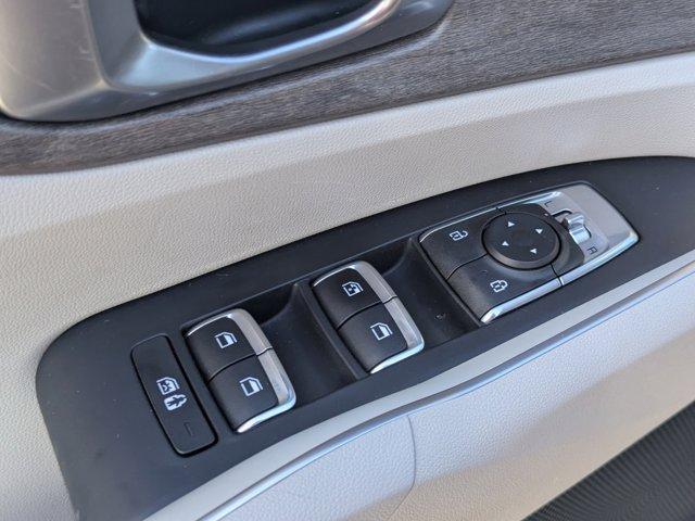 used 2023 Kia Sorento car, priced at $26,204