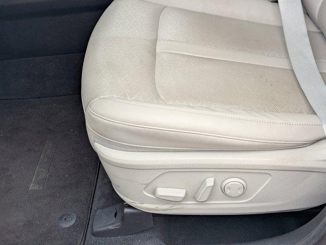 used 2022 Kia Sorento car, priced at $26,486