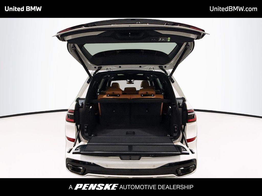 new 2027 BMW X7 car, priced at $104,478