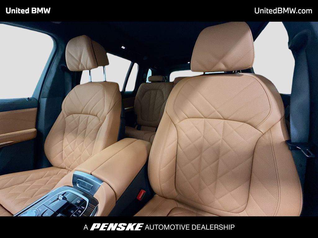 new 2027 BMW X7 car, priced at $104,478