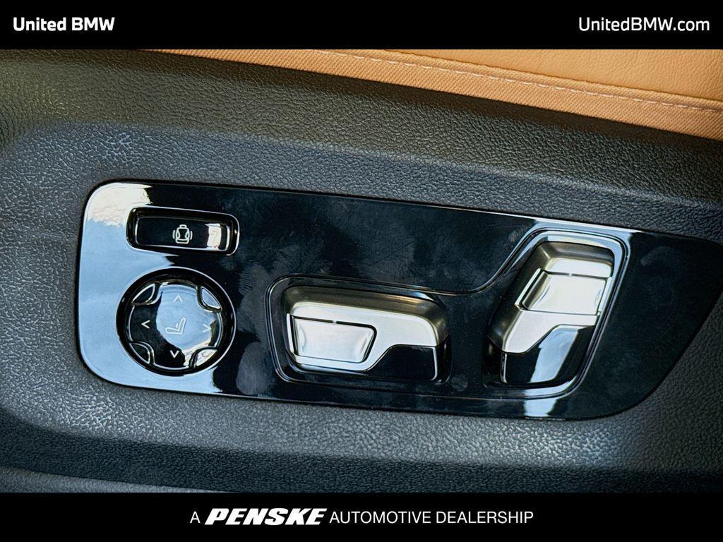 new 2026 BMW X7 car, priced at $102,005