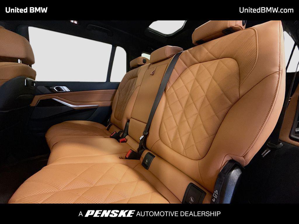 new 2026 BMW X7 car, priced at $102,005