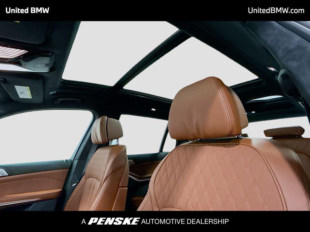 new 2027 BMW X7 car, priced at $104,823