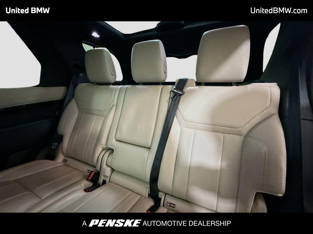 used 2019 Land Rover Discovery car, priced at $17,995