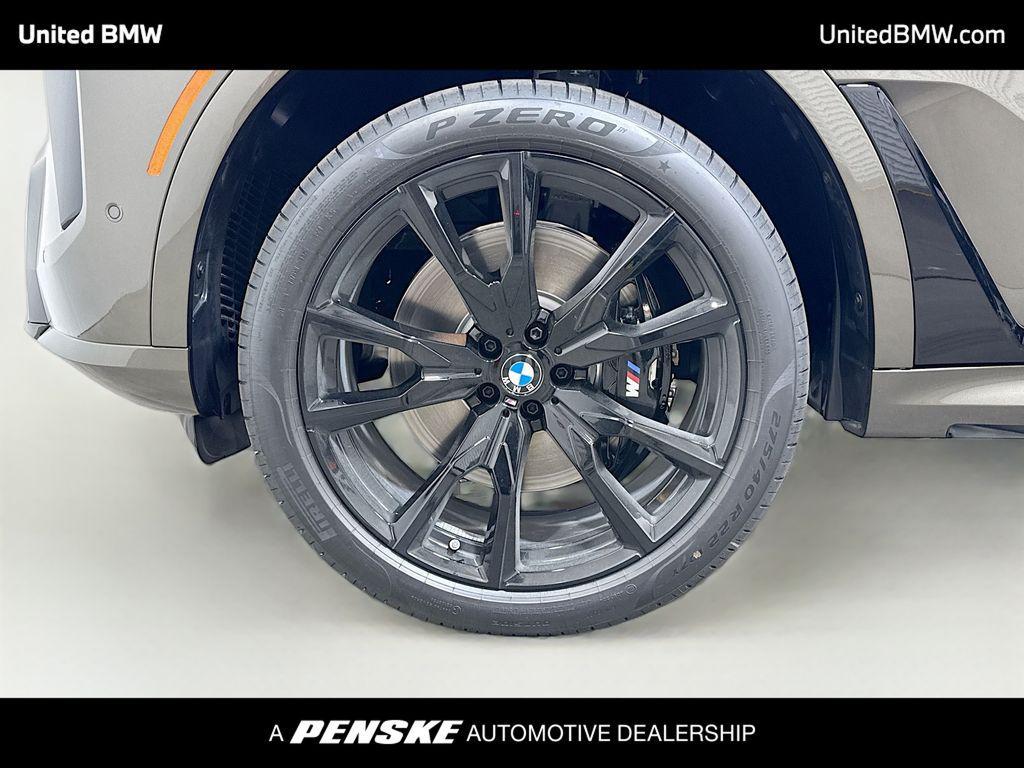 new 2027 BMW X7 car, priced at $101,548