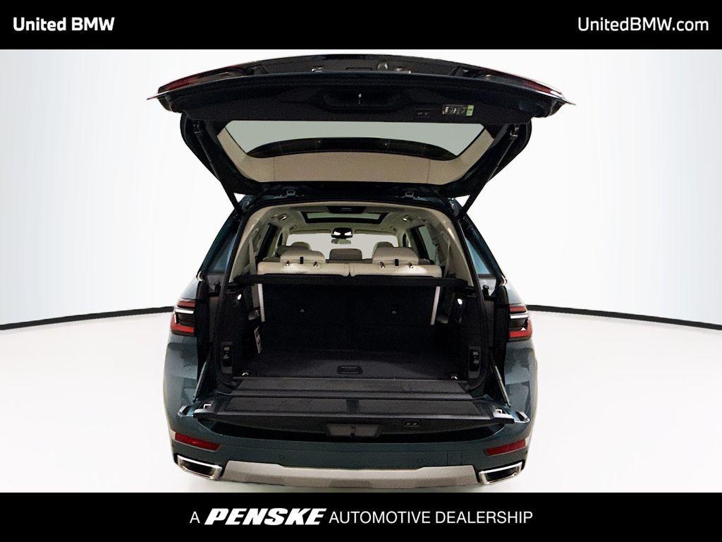 new 2026 BMW X7 car, priced at $101,160