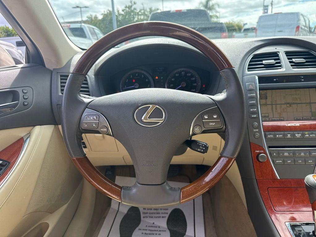 used 2011 Lexus ES 350 car, priced at $14,000