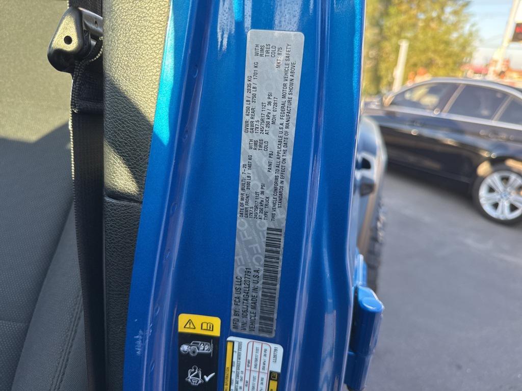 used 2020 Jeep Gladiator car, priced at $24,000