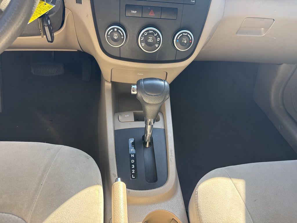 used 2007 Kia Spectra car, priced at $5,000
