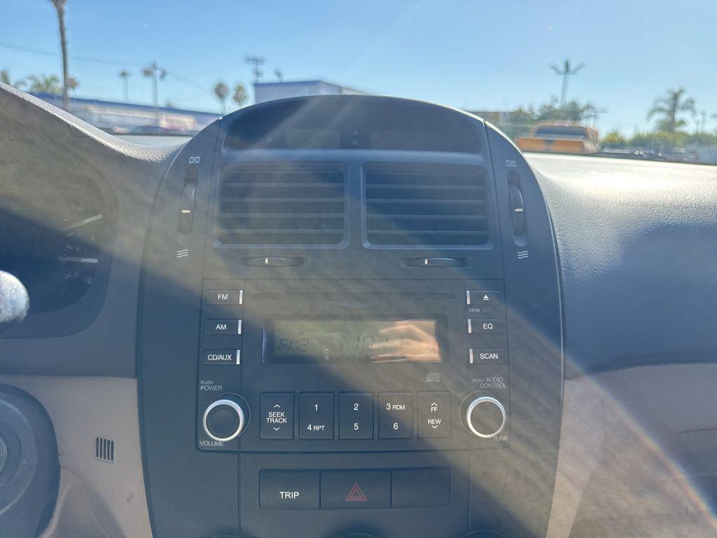 used 2007 Kia Spectra car, priced at $5,000