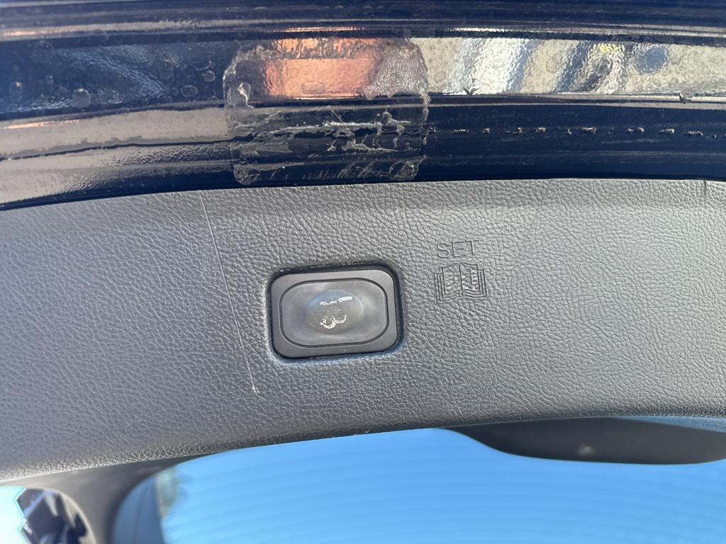 used 2018 Ford Edge car, priced at $12,500