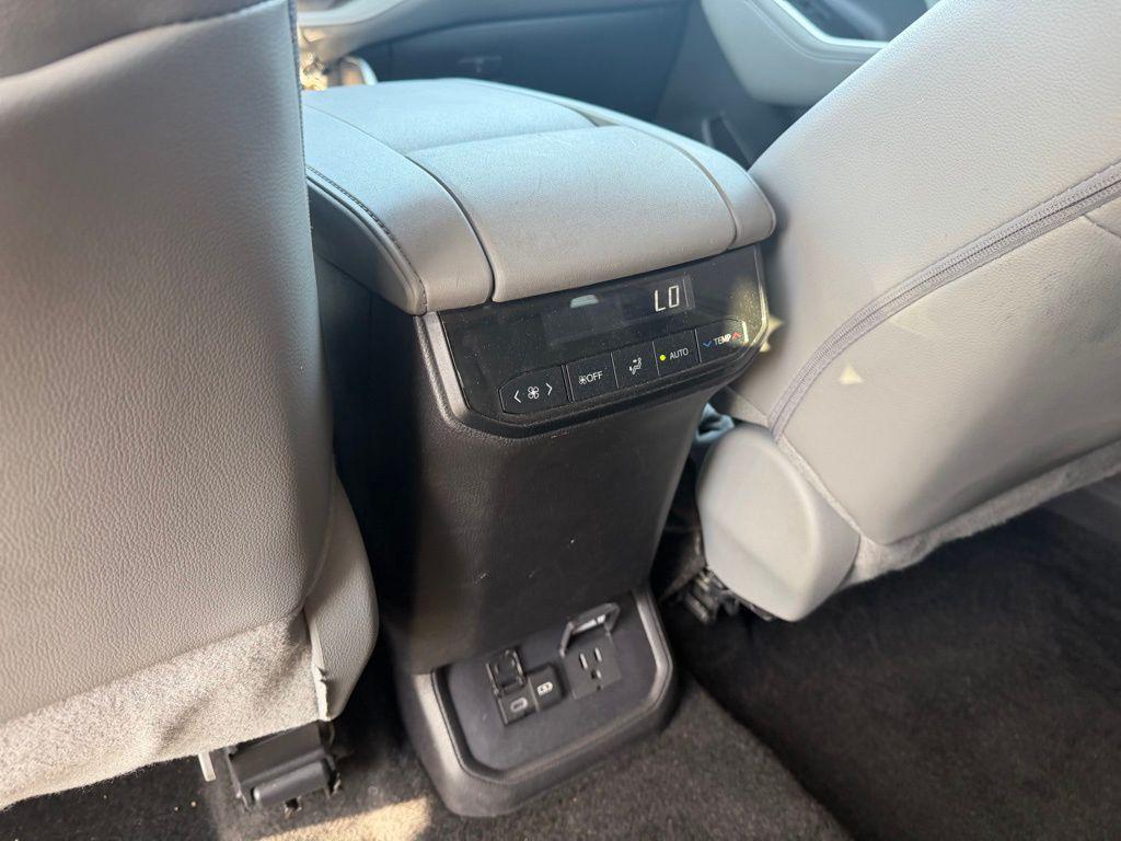 used 2024 Toyota Highlander car, priced at $36,000