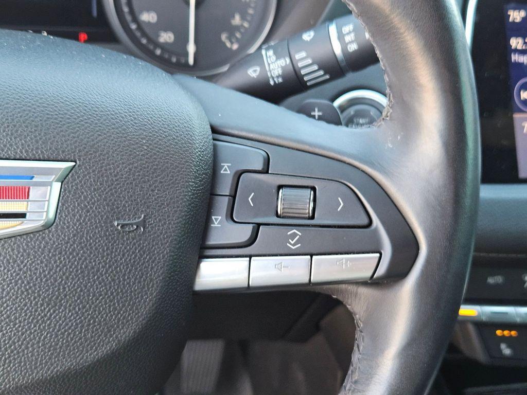 used 2020 Cadillac XT4 car, priced at $21,000