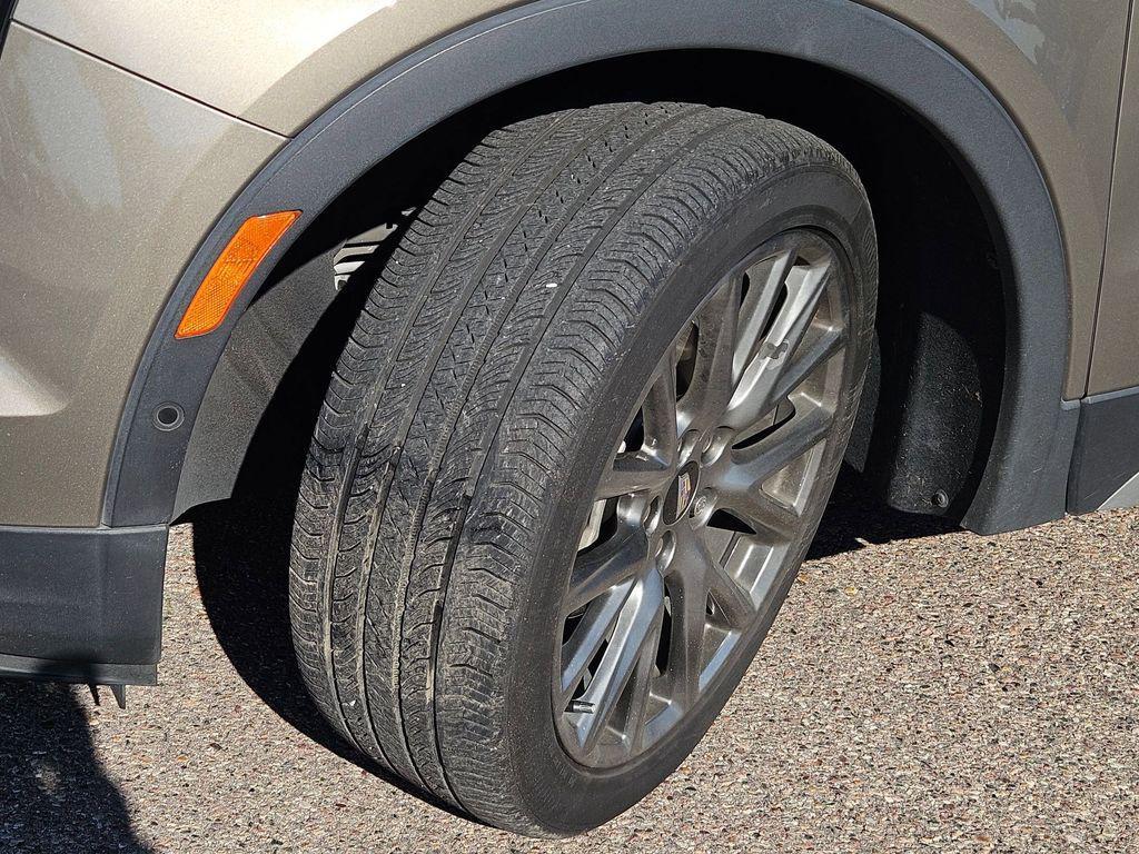 used 2020 Cadillac XT4 car, priced at $21,000