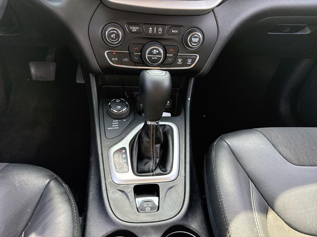 used 2018 Jeep Cherokee car, priced at $14,000