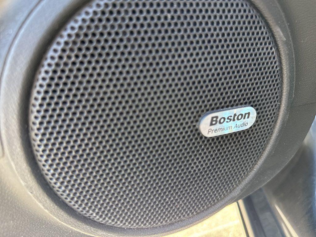 used 2010 Chevrolet Camaro car, priced at $10,000