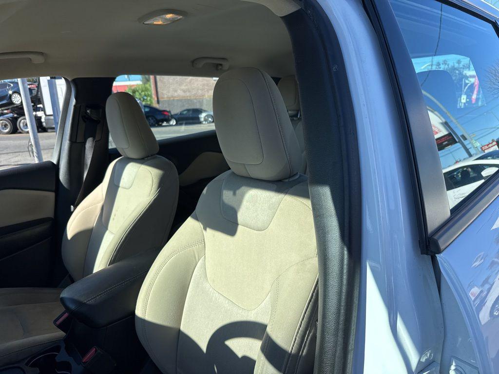 used 2016 Jeep Cherokee car, priced at $9,000