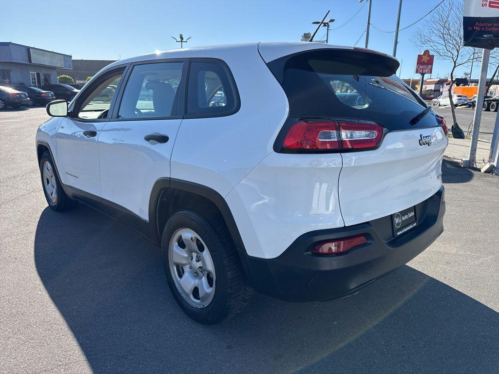used 2016 Jeep Cherokee car, priced at $9,000