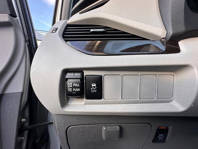 used 2018 Toyota Sienna car, priced at $28,467