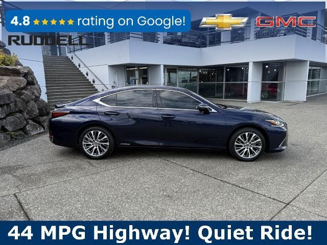 used 2020 Lexus ES 300h car, priced at $30,112
