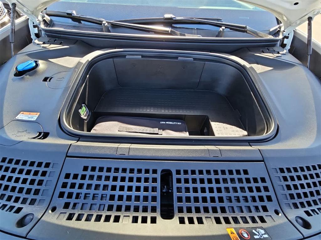 new 2026 Hyundai IONIQ 9 car, priced at $59,676