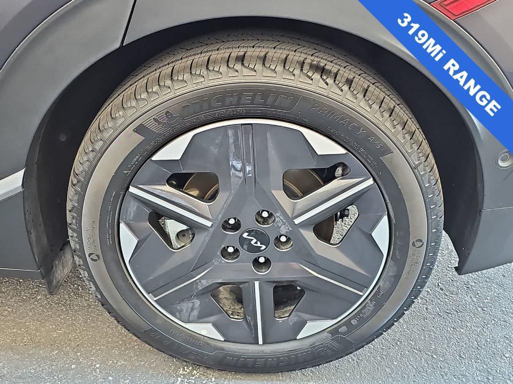 used 2025 Kia EV6 car, priced at $30,299