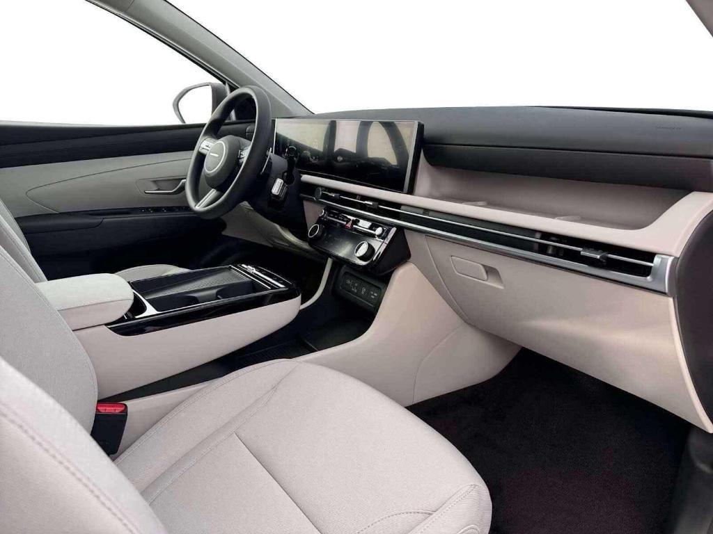 new 2026 Hyundai TUCSON Hybrid car, priced at $34,669