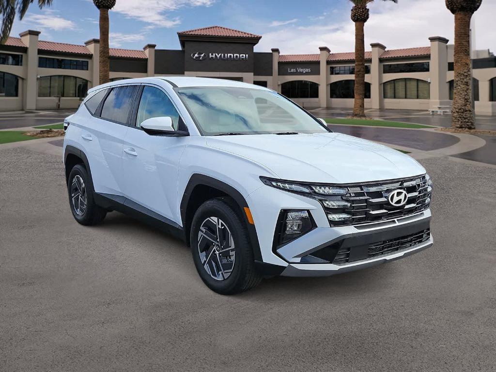 new 2026 Hyundai TUCSON Hybrid car, priced at $31,011